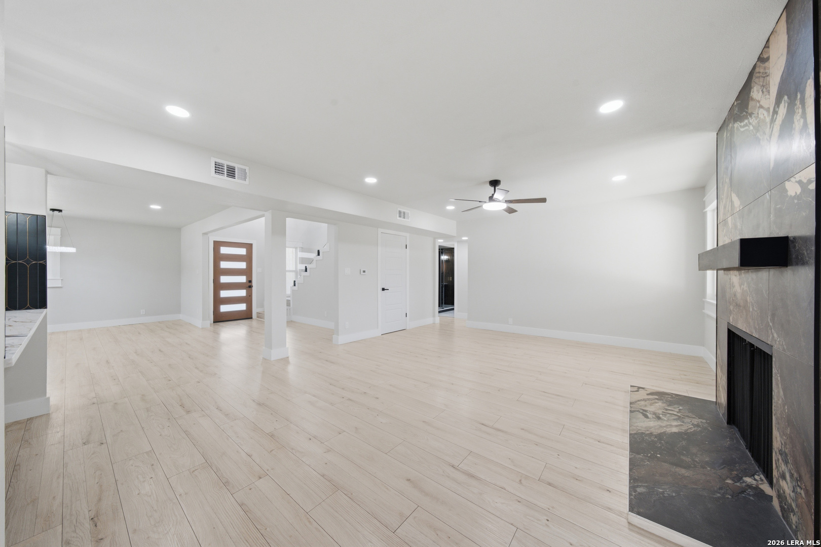 118 S Gardenview Castle Hills TX 78213