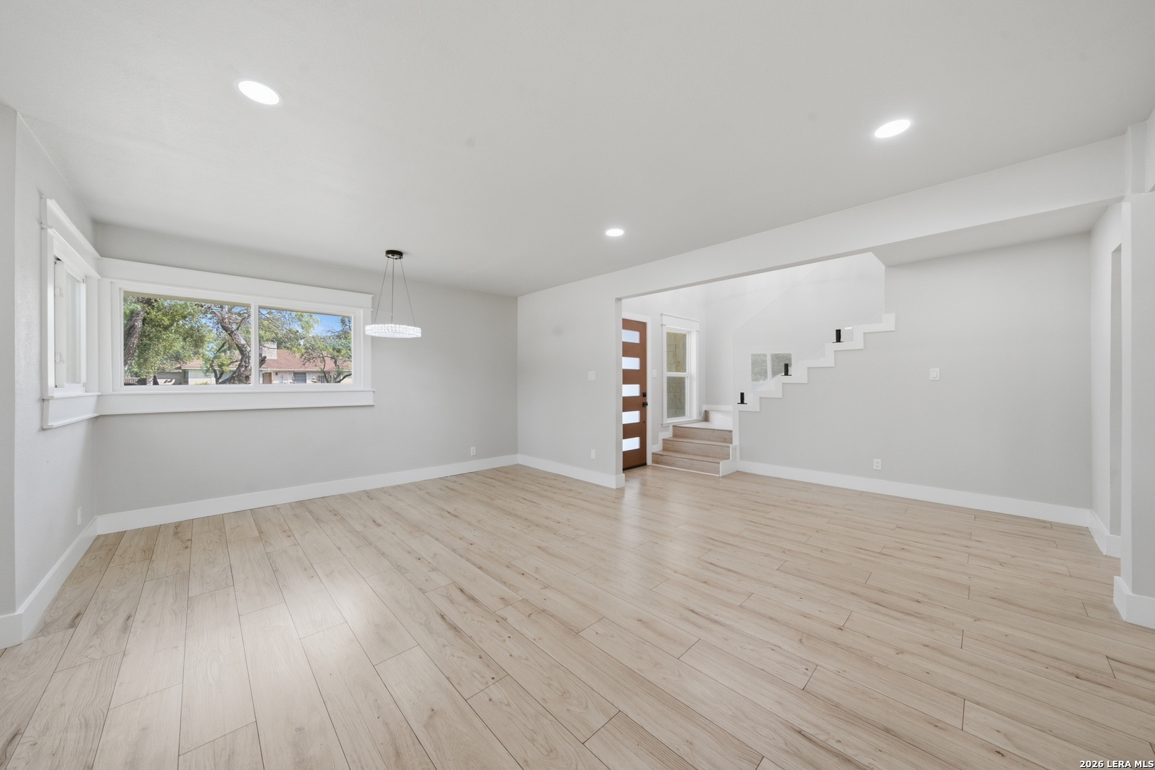118 S Gardenview Castle Hills TX 78213