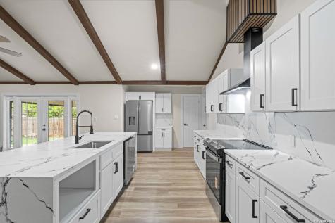 5914 Forest Mill San Antonio TX 78240