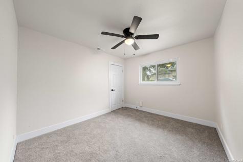 5914 Forest Mill San Antonio TX 78240
