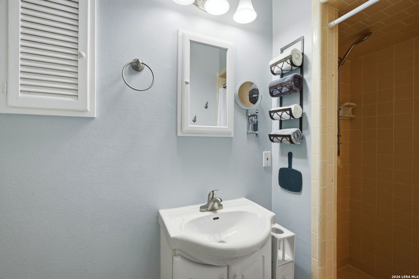 132 Village Drive Kerrville TX 78028