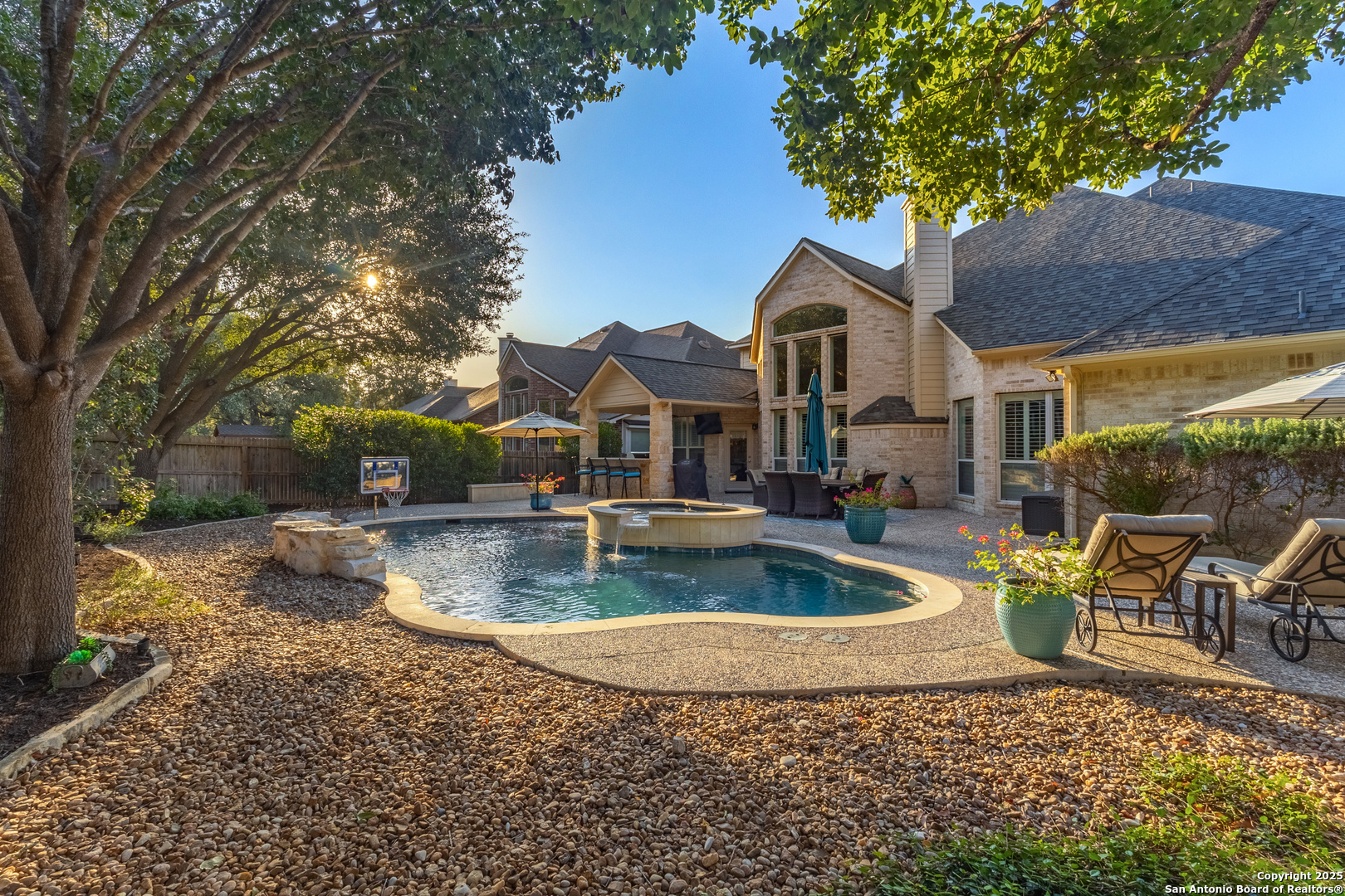 913 Desert Bluff San Antonio TX 78258