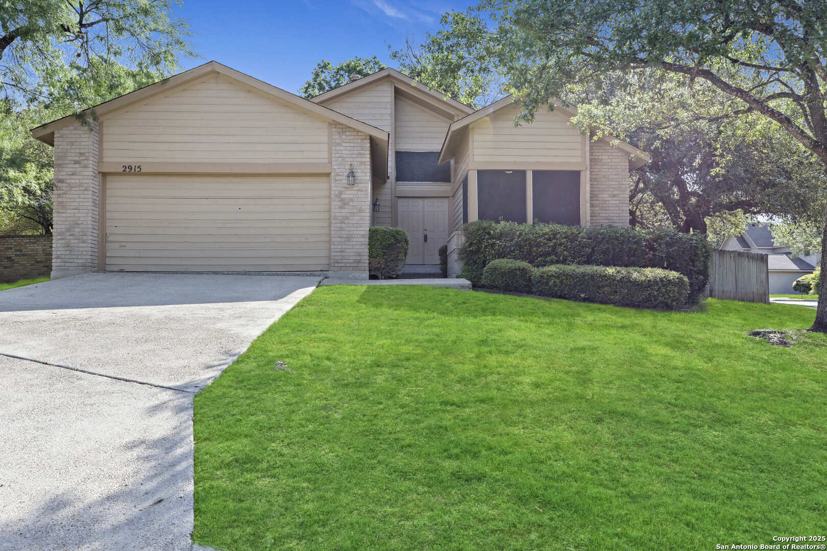 2915 Hunters Stream San Antonio TX 78230