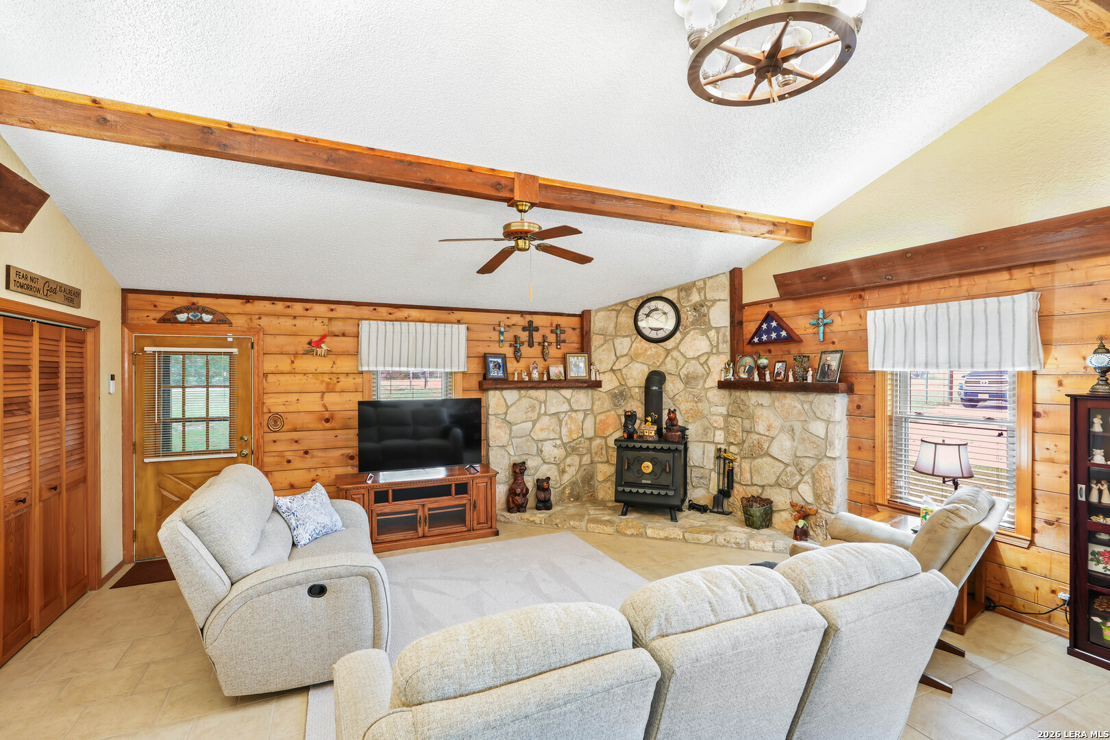 715 Old Orchard Bandera TX 78003