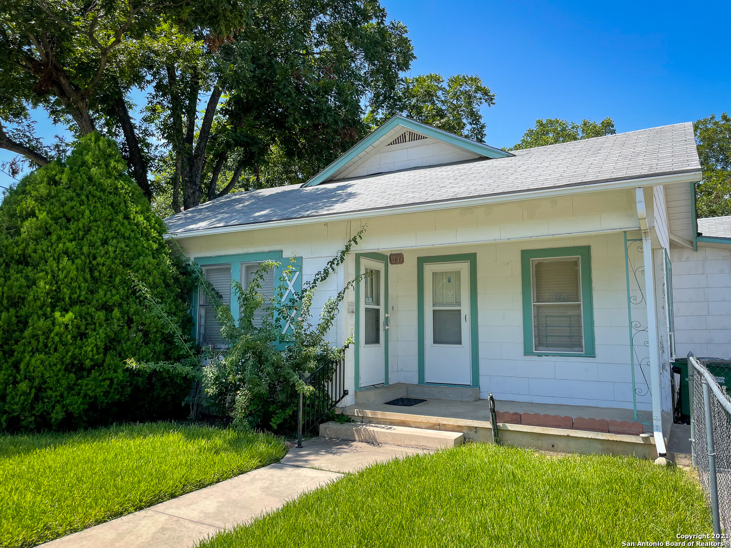 1239 W Theo Avenue San Antonio TX 78225