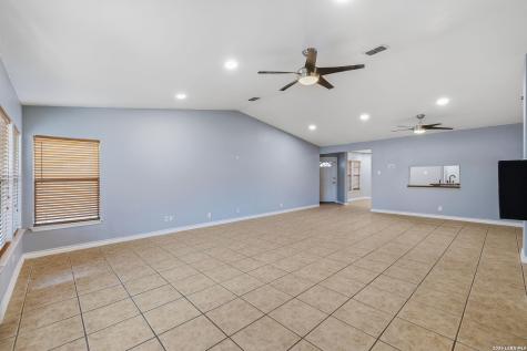 8950 Rich Quail San Antonio TX 78251
