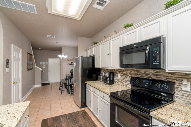 6703 Biscay Bay San Antonio TX 78249