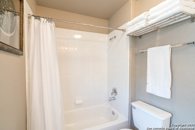 6703 Biscay Bay San Antonio TX 78249