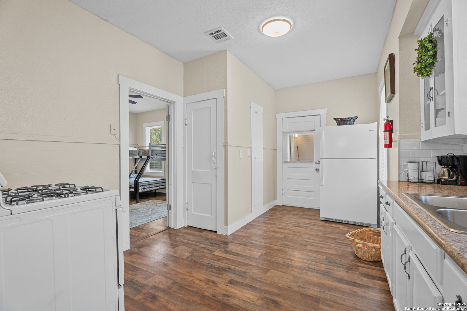 1726 Center San Antonio TX 78202