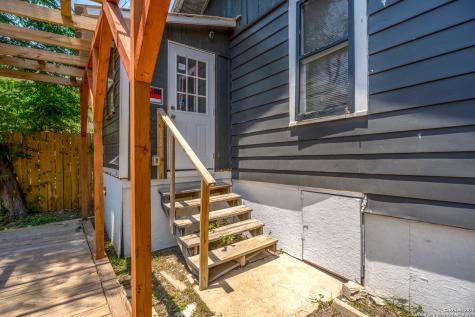 1726 Center San Antonio TX 78202