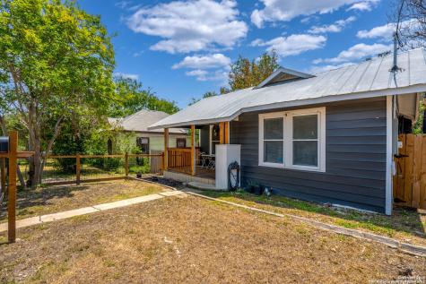 1726 Center San Antonio TX 78202