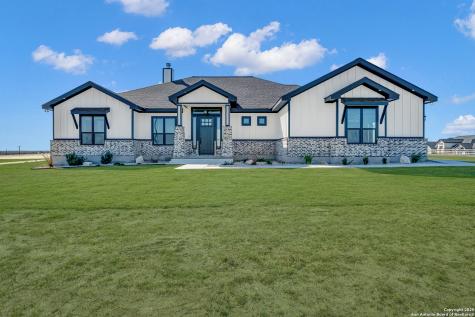 158 Estates Drive La Vernia TX 78121