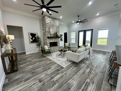 158 Estates Drive La Vernia TX 78121