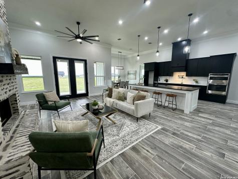 158 Estates Drive La Vernia TX 78121