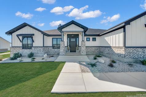 158 Estates Drive La Vernia TX 78121