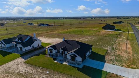 158 Estates Drive La Vernia TX 78121