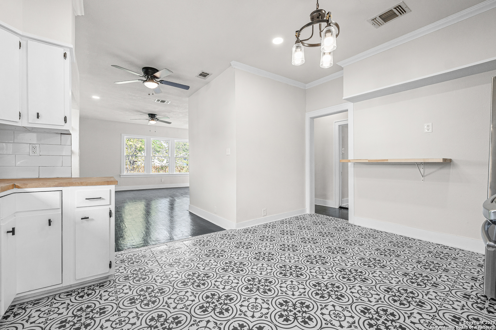 343 Canton San Antonio TX 78202