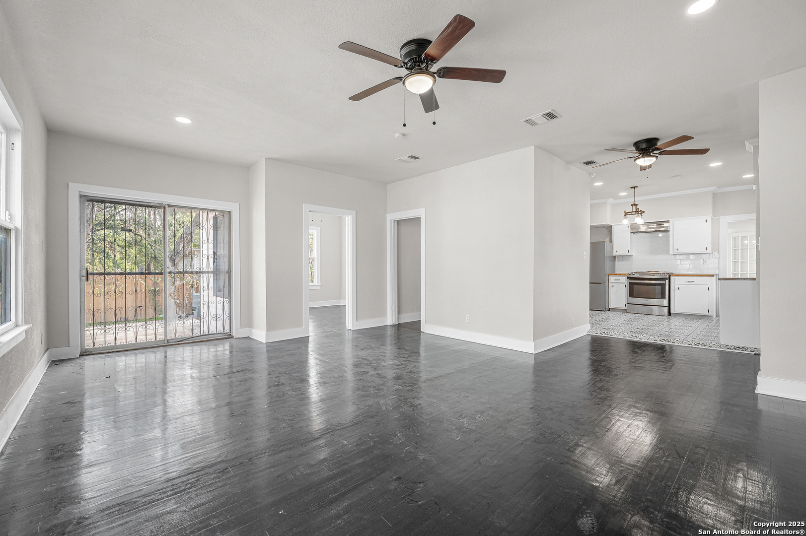 343 Canton San Antonio TX 78202