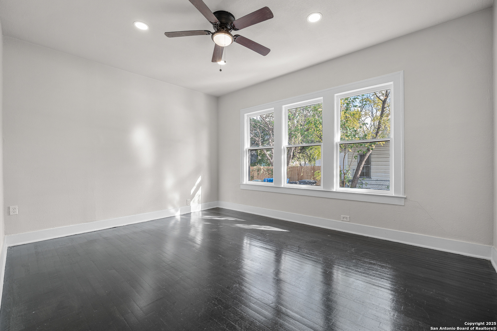 343 Canton San Antonio TX 78202