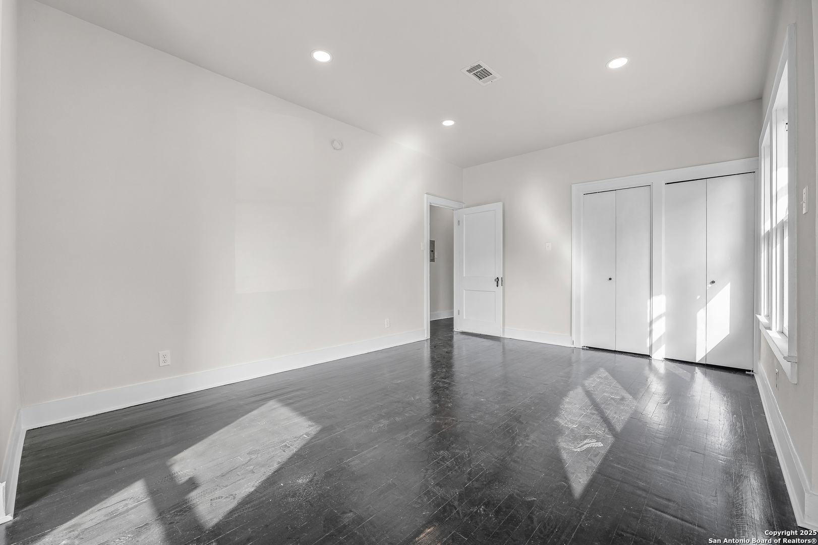 343 Canton San Antonio TX 78202