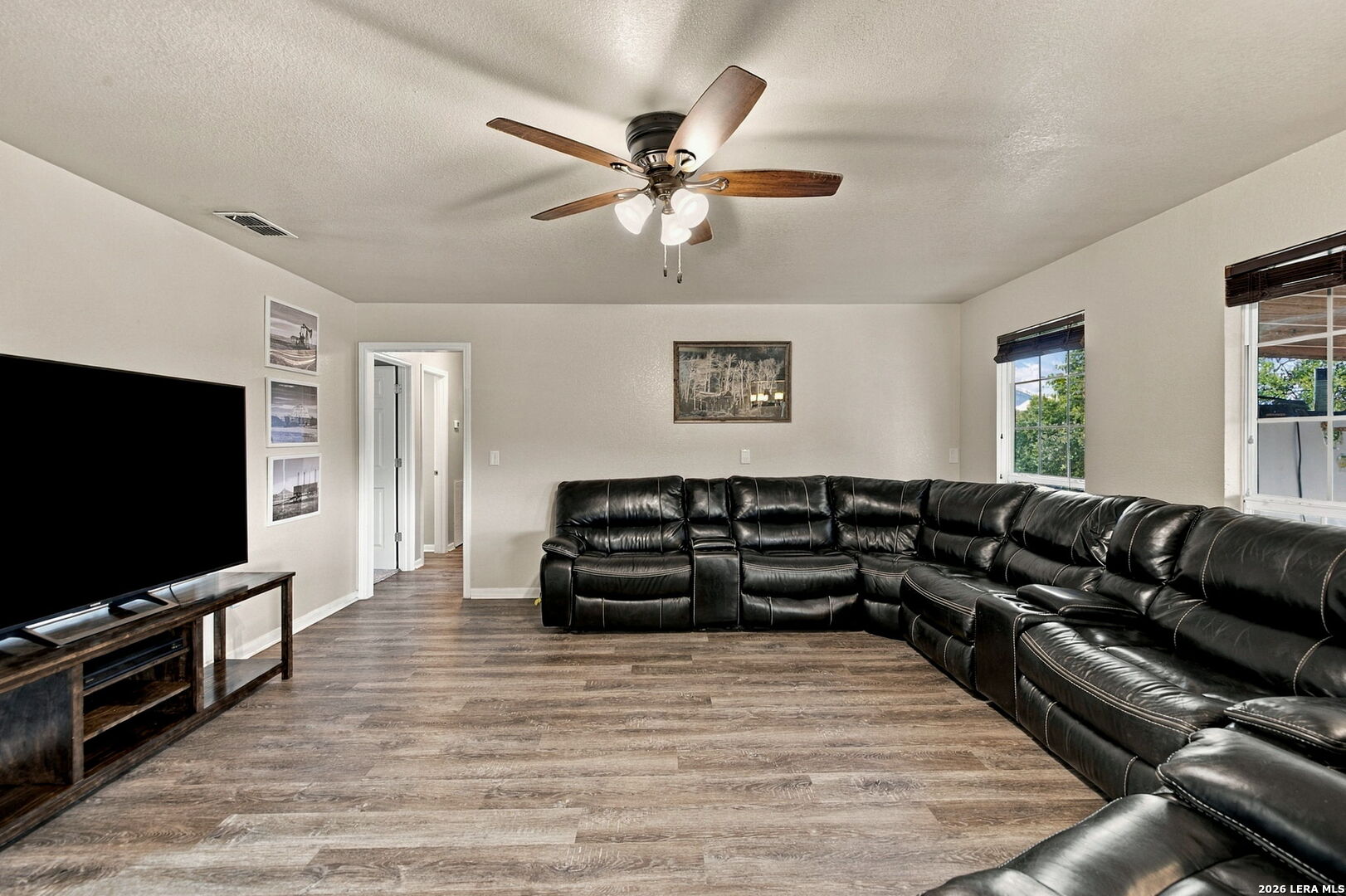 266 Agarita Lakehills TX 78063