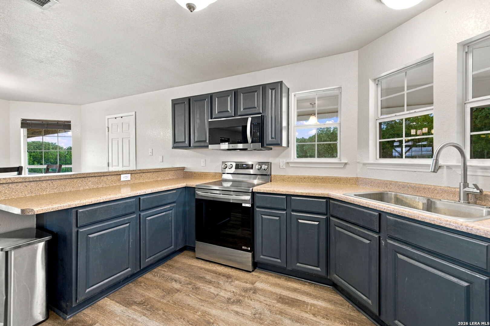 266 Agarita Lakehills TX 78063