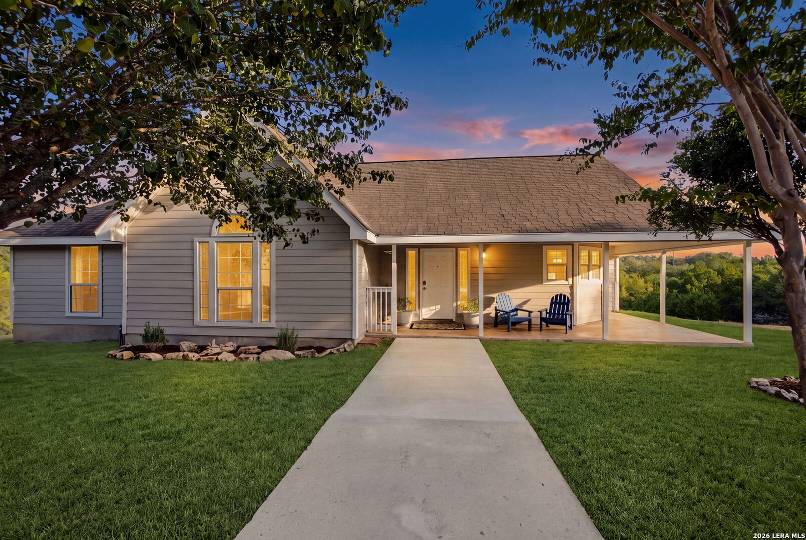 266 Agarita Lakehills TX 78063