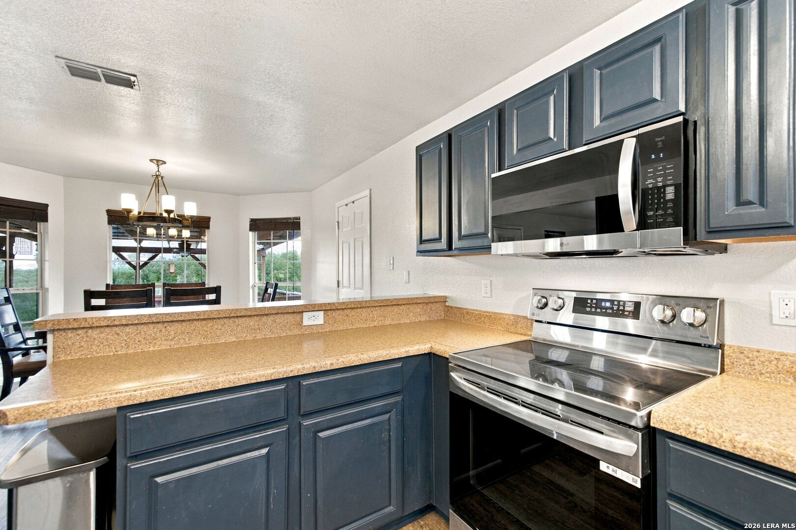 266 Agarita Lakehills TX 78063