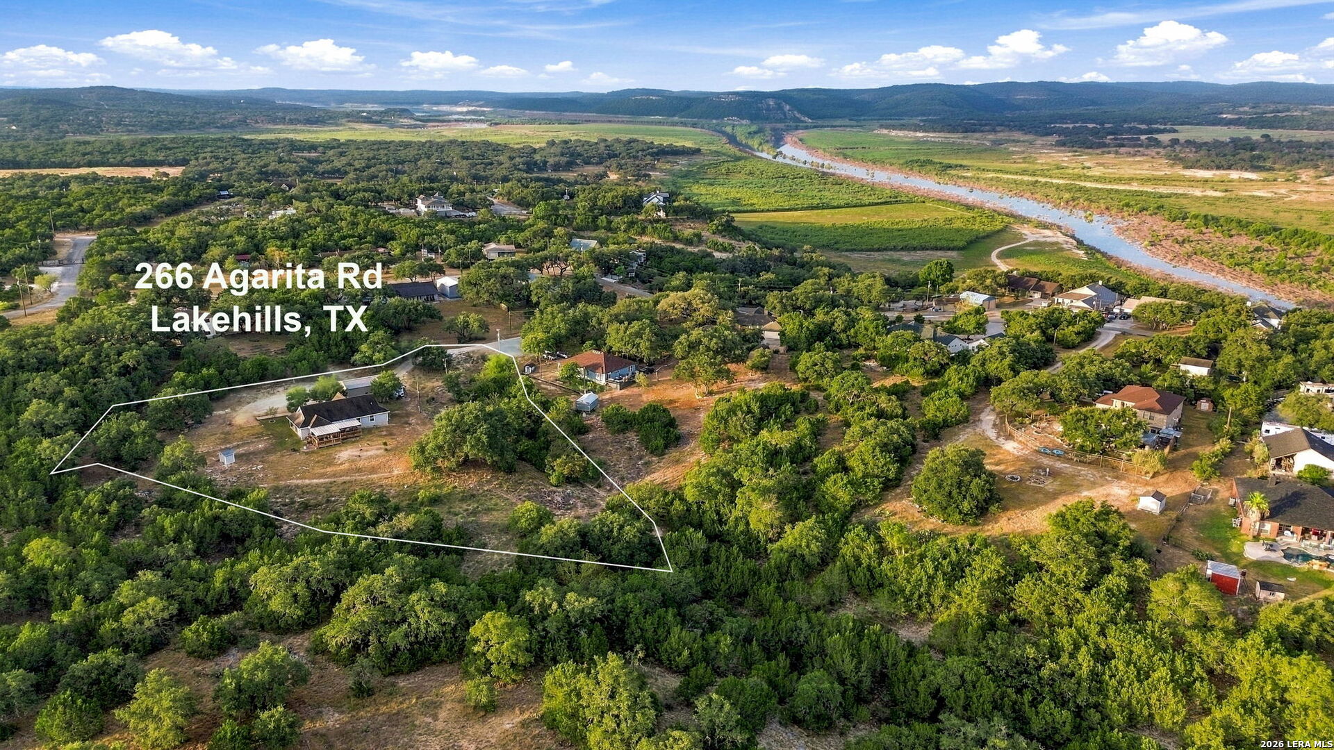 266 Agarita Lakehills TX 78063
