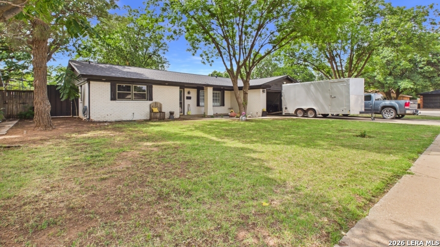 6902 Elkridge Lubbock TX 79413