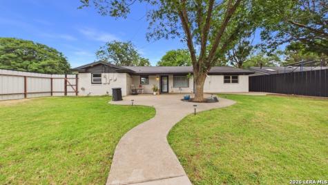 6902 Elkridge Lubbock TX 79413