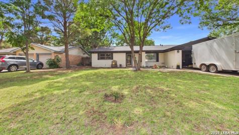 6902 Elkridge Lubbock TX 79413