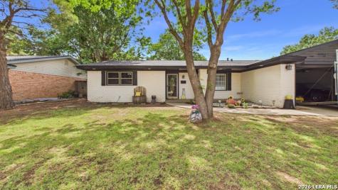 6902 Elkridge Lubbock TX 79413