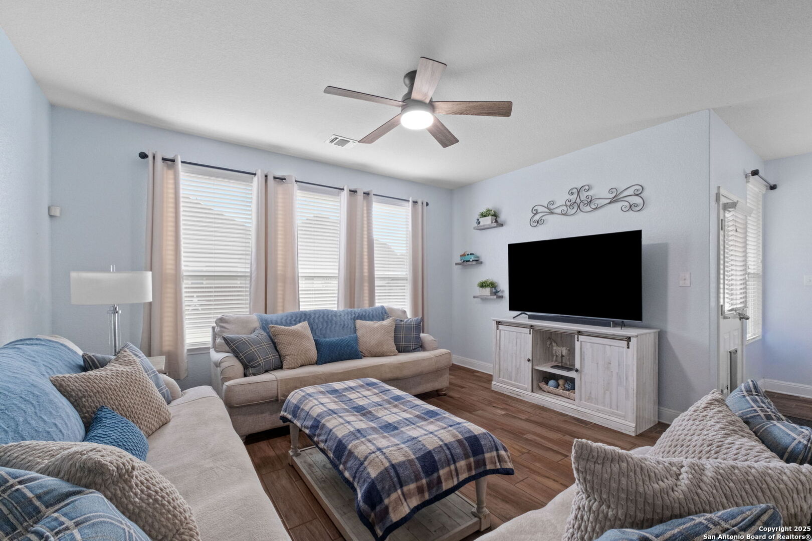 6048 Akin Song San Antonio TX 78261