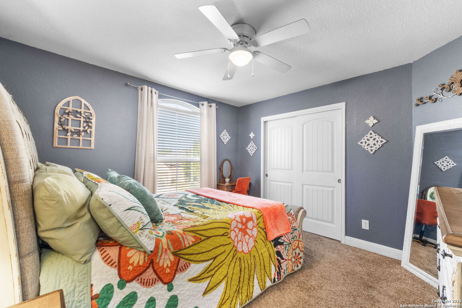 6048 Akin Song San Antonio TX 78261