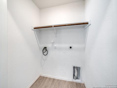 4231 Revetment Way San Antonio TX 78223