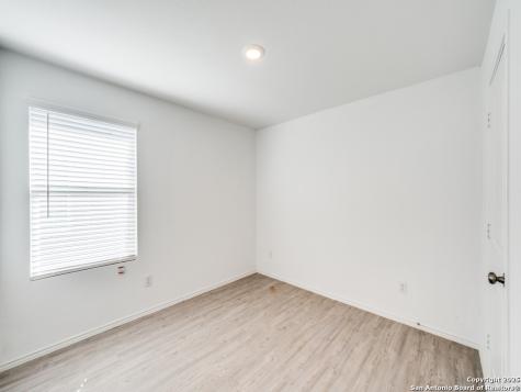 4231 Revetment Way San Antonio TX 78223