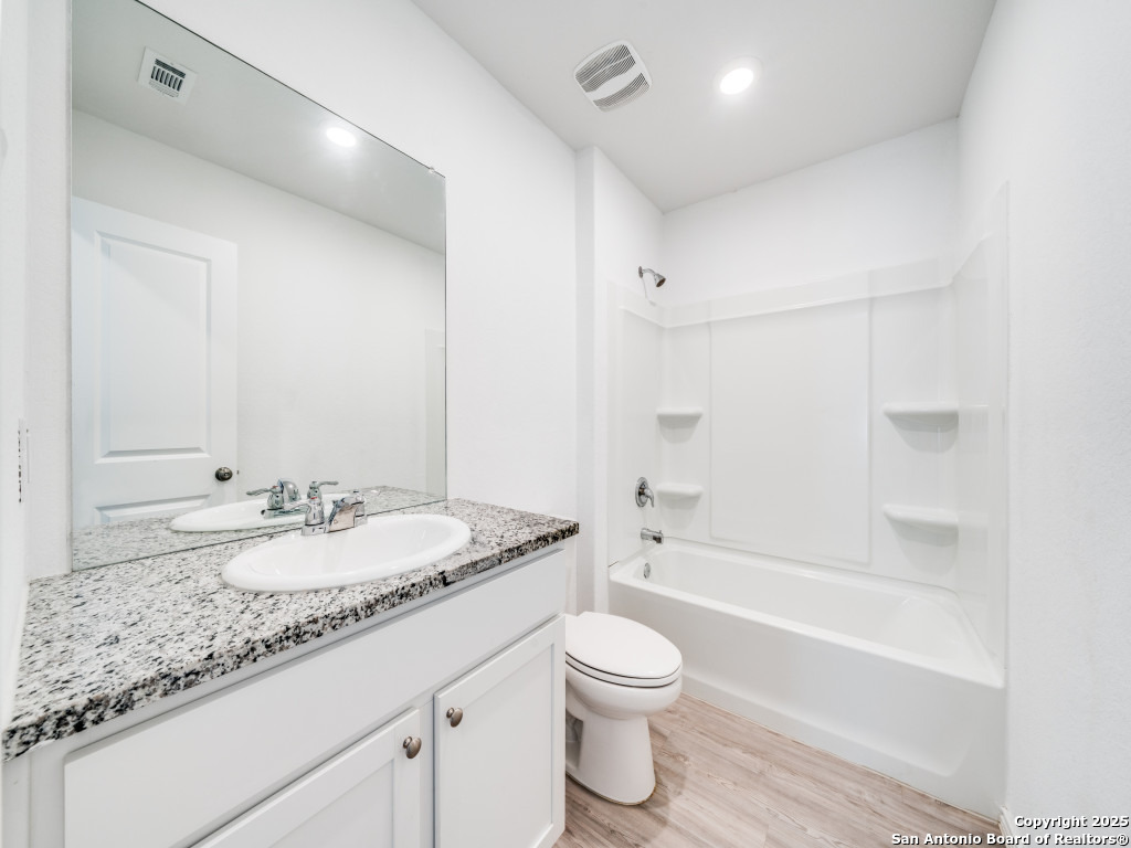 4231 Revetment Way San Antonio TX 78223