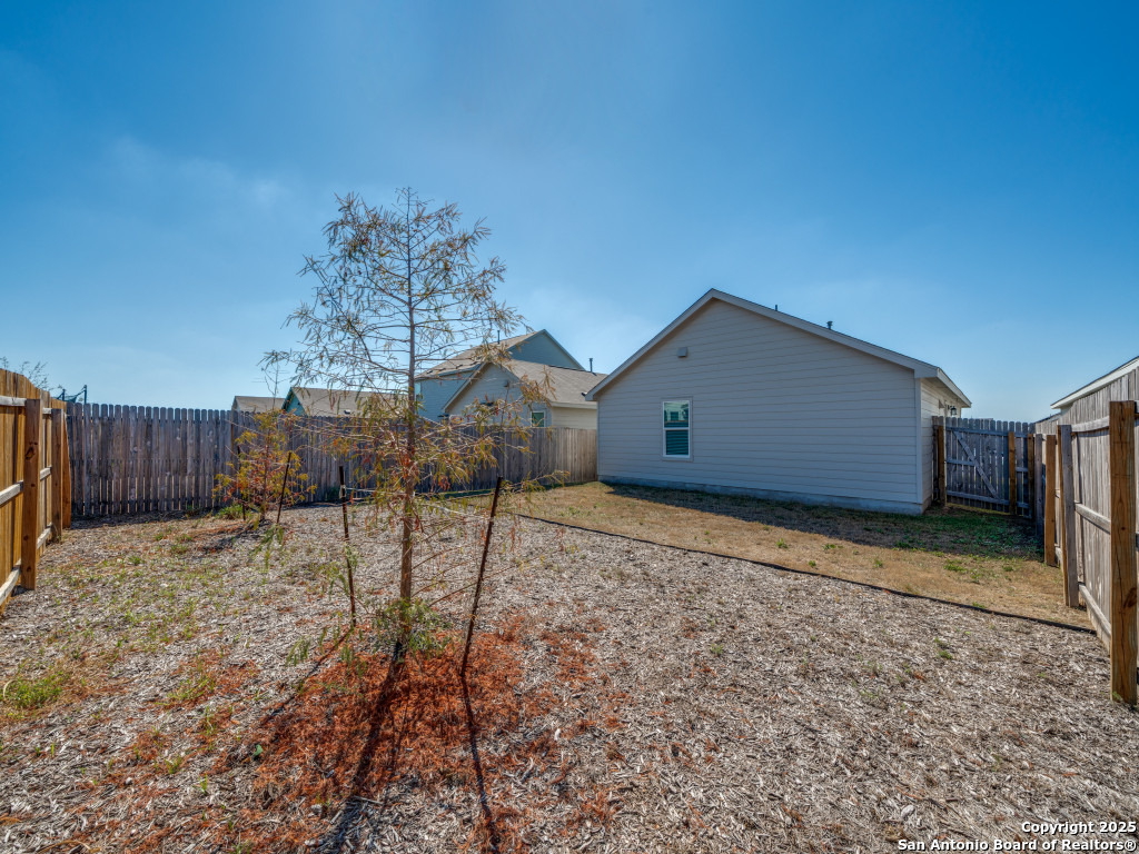4231 Revetment Way San Antonio TX 78223