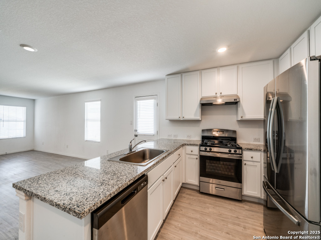 4231 Revetment Way San Antonio TX 78223