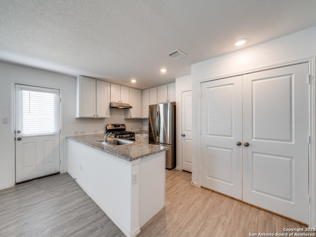 4231 Revetment Way San Antonio TX 78223