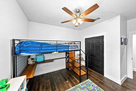 156 Woodbridge Drive La Vernia TX 78121