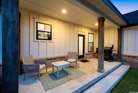 156 Woodbridge Drive La Vernia TX 78121