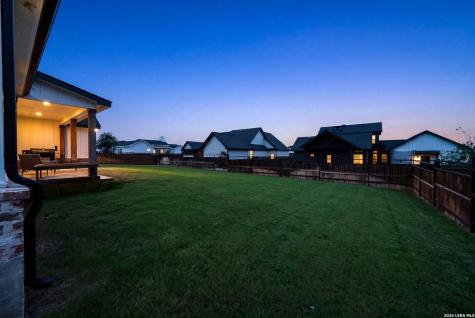 156 Woodbridge Drive La Vernia TX 78121