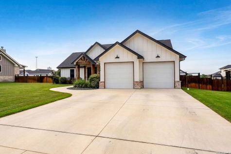156 Woodbridge Drive La Vernia TX 78121