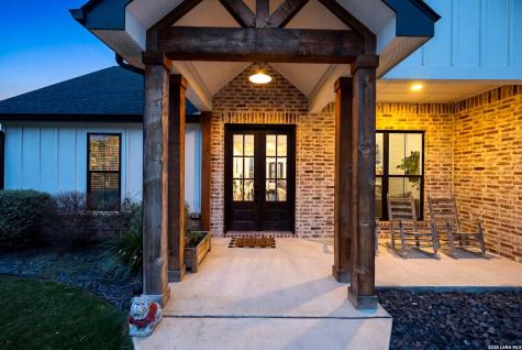 156 Woodbridge Drive La Vernia TX 78121