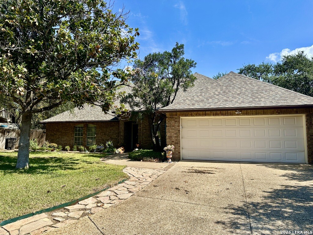 15502 Clover Ridge San Antonio TX 78248
