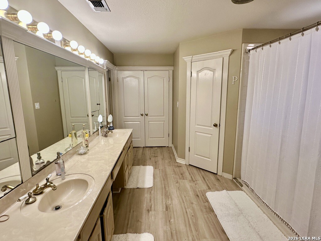 15502 Clover Ridge San Antonio TX 78248