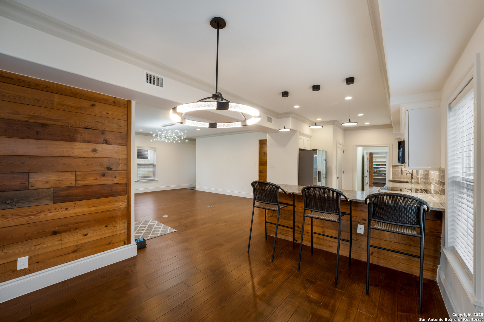 402 Elmhurst San Antonio TX 78209
