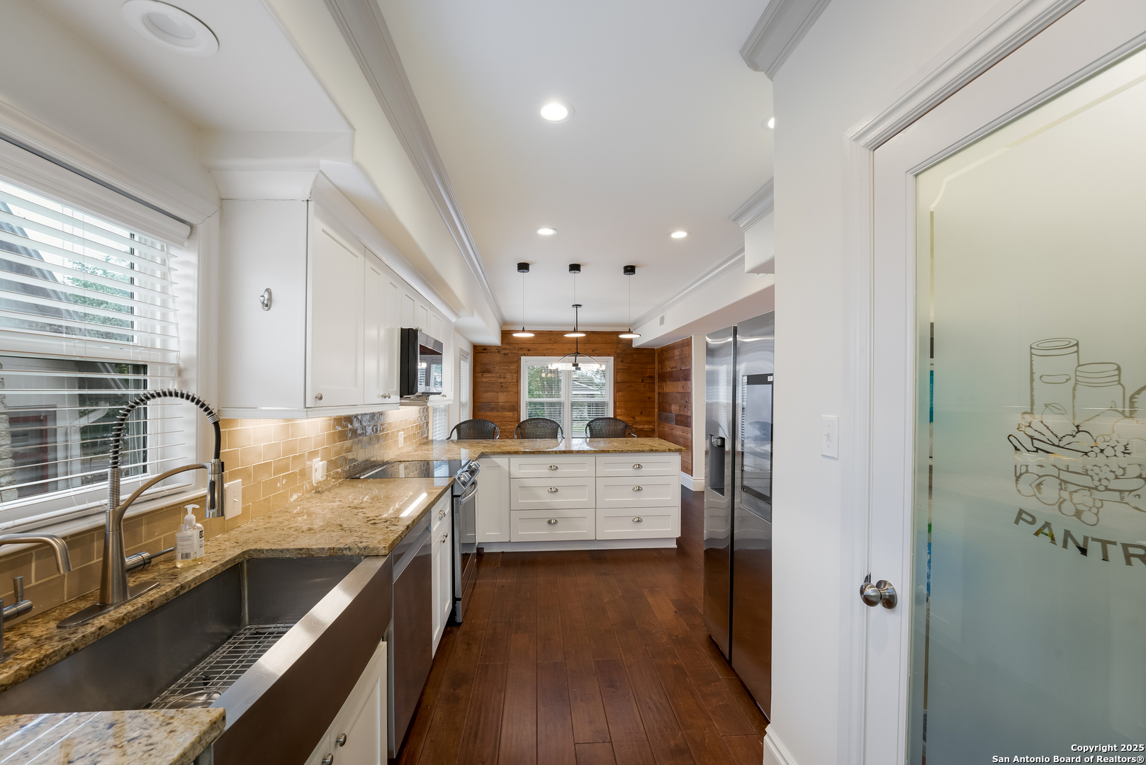 402 Elmhurst San Antonio TX 78209